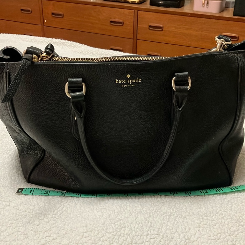 Kate Spade Medium Satchel. Pebbled Leather Black Purse in excellent condition.